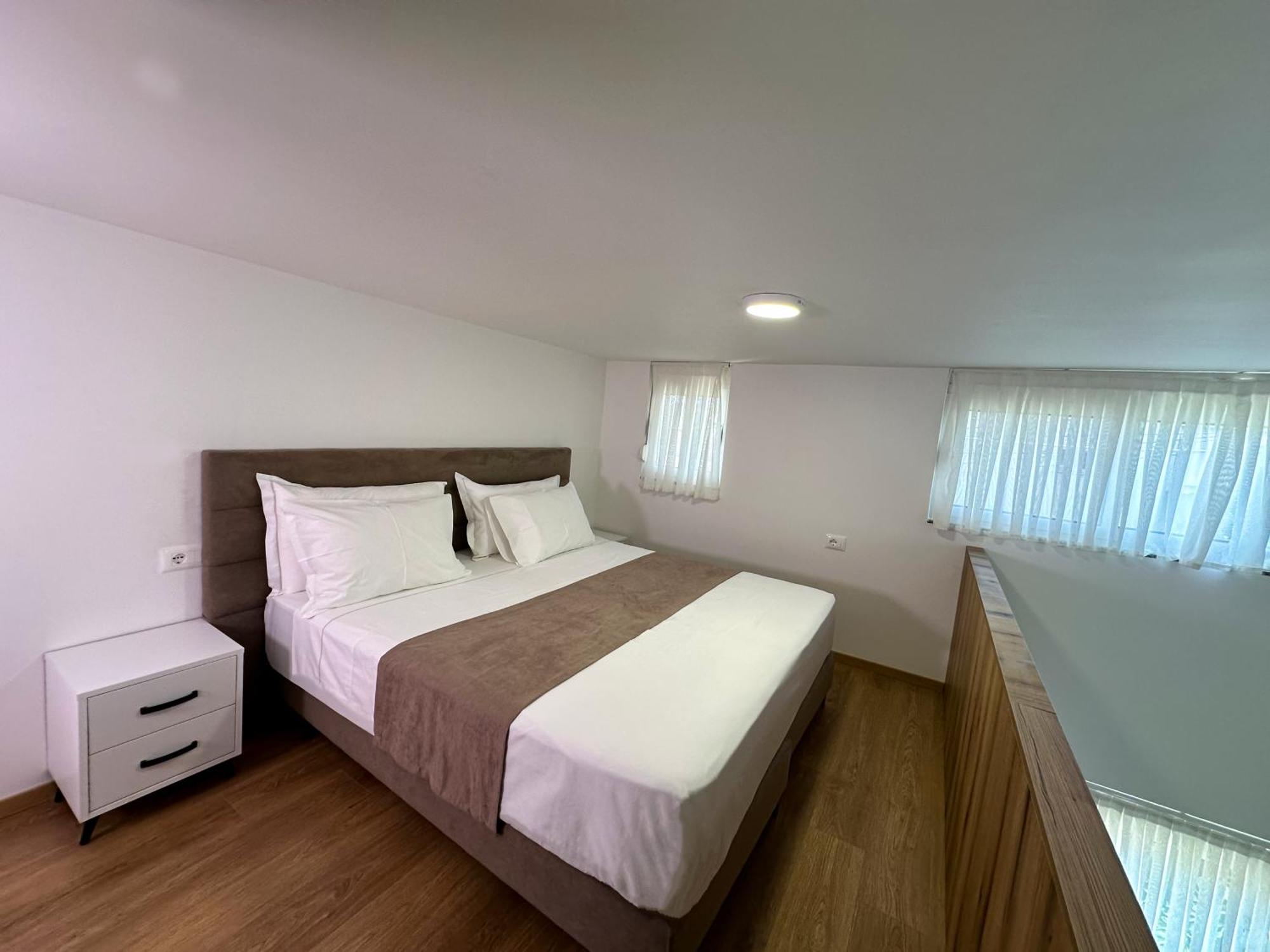 Home Select Tirana 2 Extérieur photo